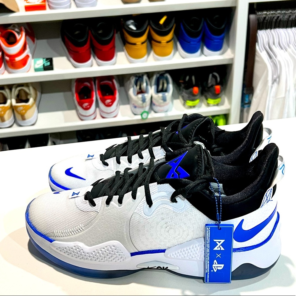 Nike collectors edition. PG 5 PS brand new with box.  Deadstock